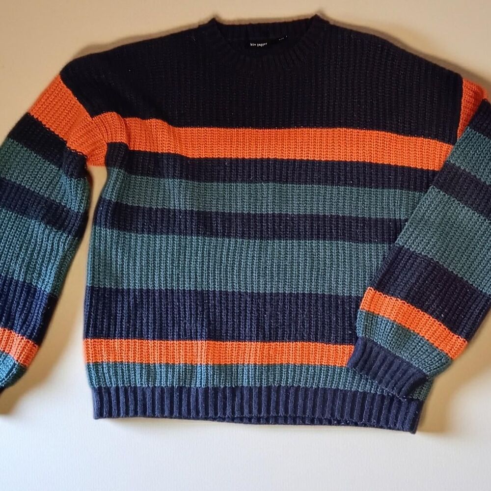 Blu-pepper Women's Red and Blue Sweatshirt